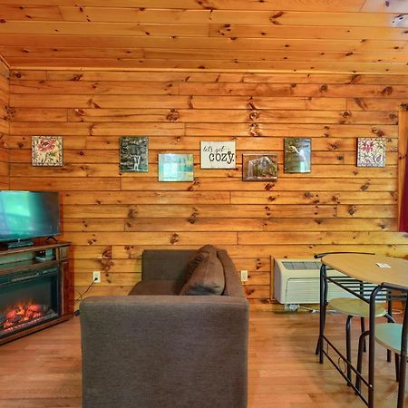 Blue Rose Cabins - Cozy Cabin Логан Экстерьер фото